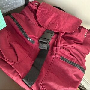 Baggu sport backpack in cranberry